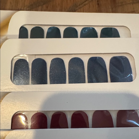 Color Street Bundle 7 Nail Sets - Picture 4 of 6